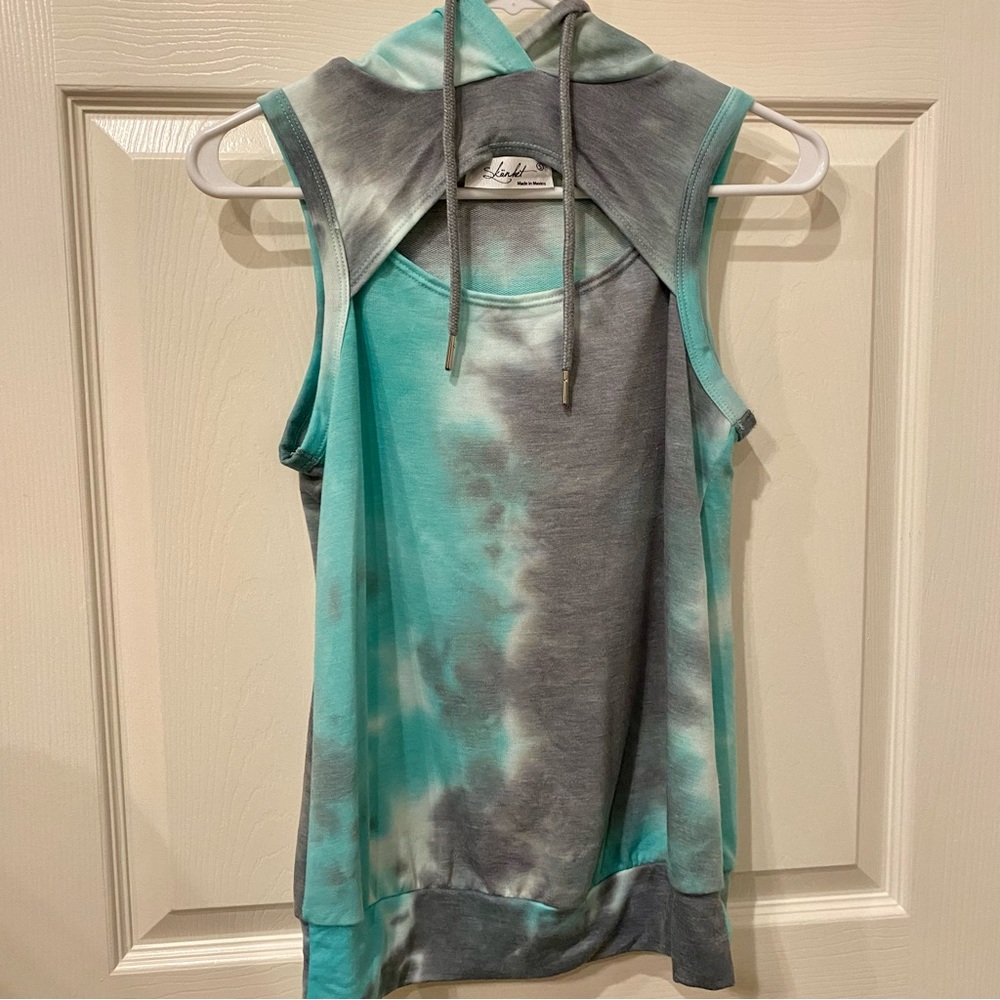 3/$25 Tie Dye Sleeveless Drawstring Hoodie